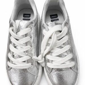 Dirty Laundry Silver Women's Slippers